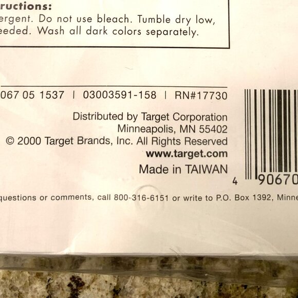 Vintage Target Silver and Gold Plaid 60x84 Oval Tablecloth Home for the Holidays - Picture 4 of 4